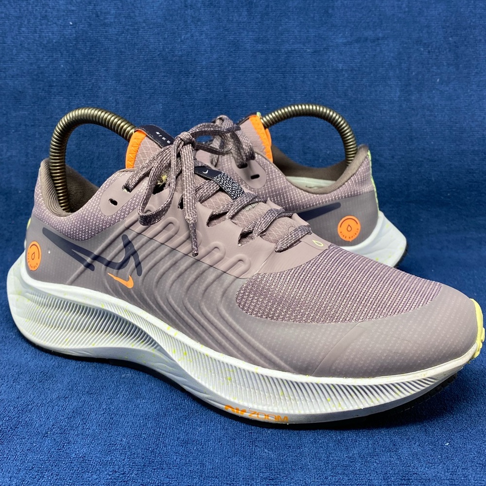 NIKE WOMENS AIR ZOOM PEGASUS SHIELD RUNNING SHOES Size US 7 all weather shoes